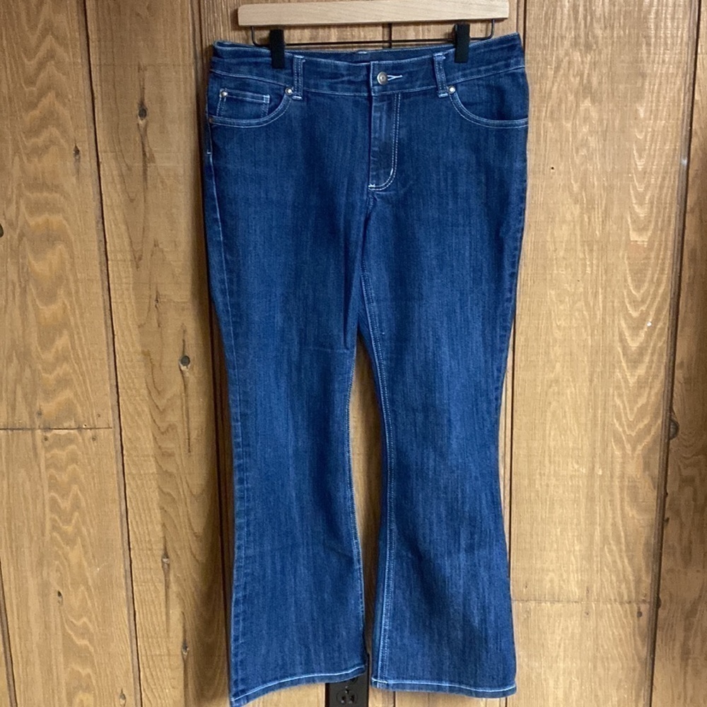 Chico’s Platinum denim‎ jeans size embellished pockets EUC SIZE 1 (8/10) short